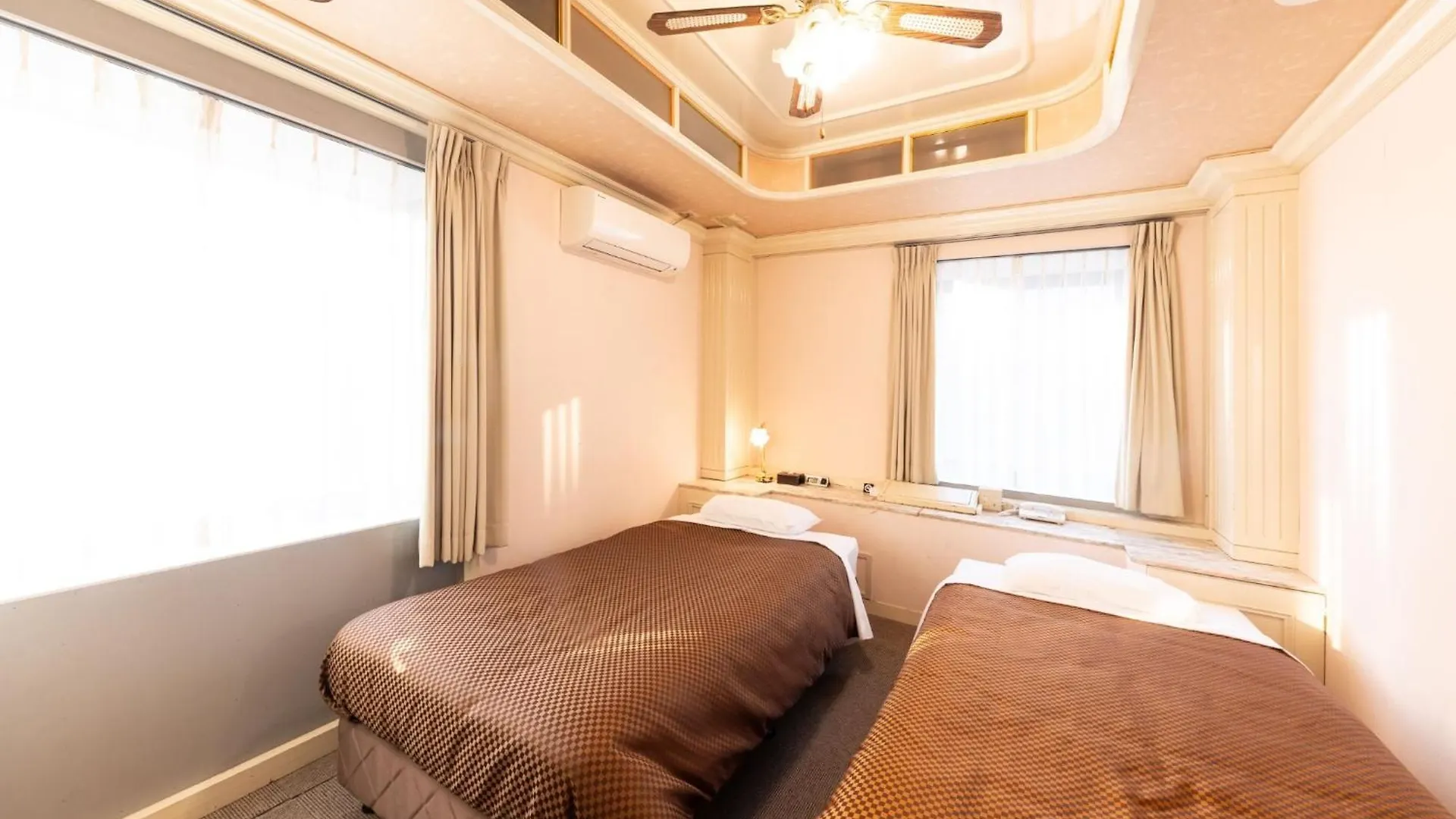 Reco Hotel Mikuni - Vacation Stay 73546V Toyonaka
